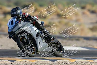 media/Oct-19-2024-CVMA (Sat) [[7df39c5a0d]]/Race 14-500-350 Supersport/